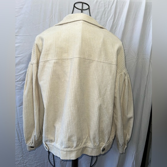 Promesa Cream coloured Corduroy button-up jacket with pockets - Picture 2 of 12